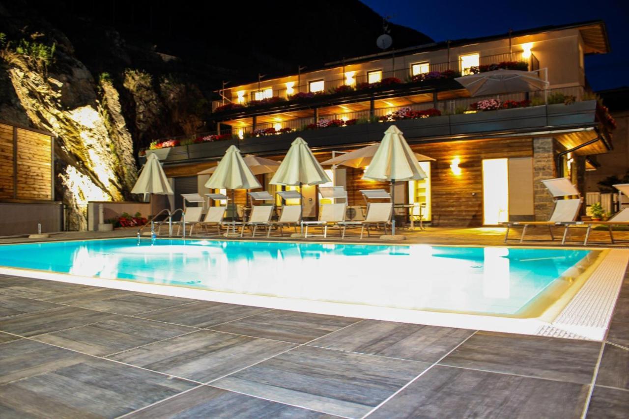 Dascio Emotion Ferienwohnung Mit Terrasse Am See Bagian luar foto